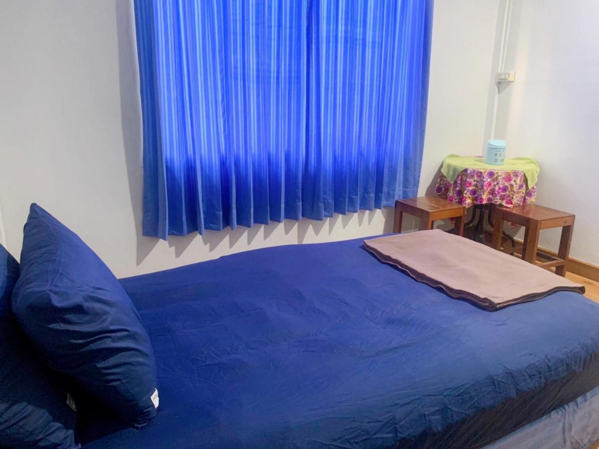 Ying Hostel バンコク都 エクステリア 写真